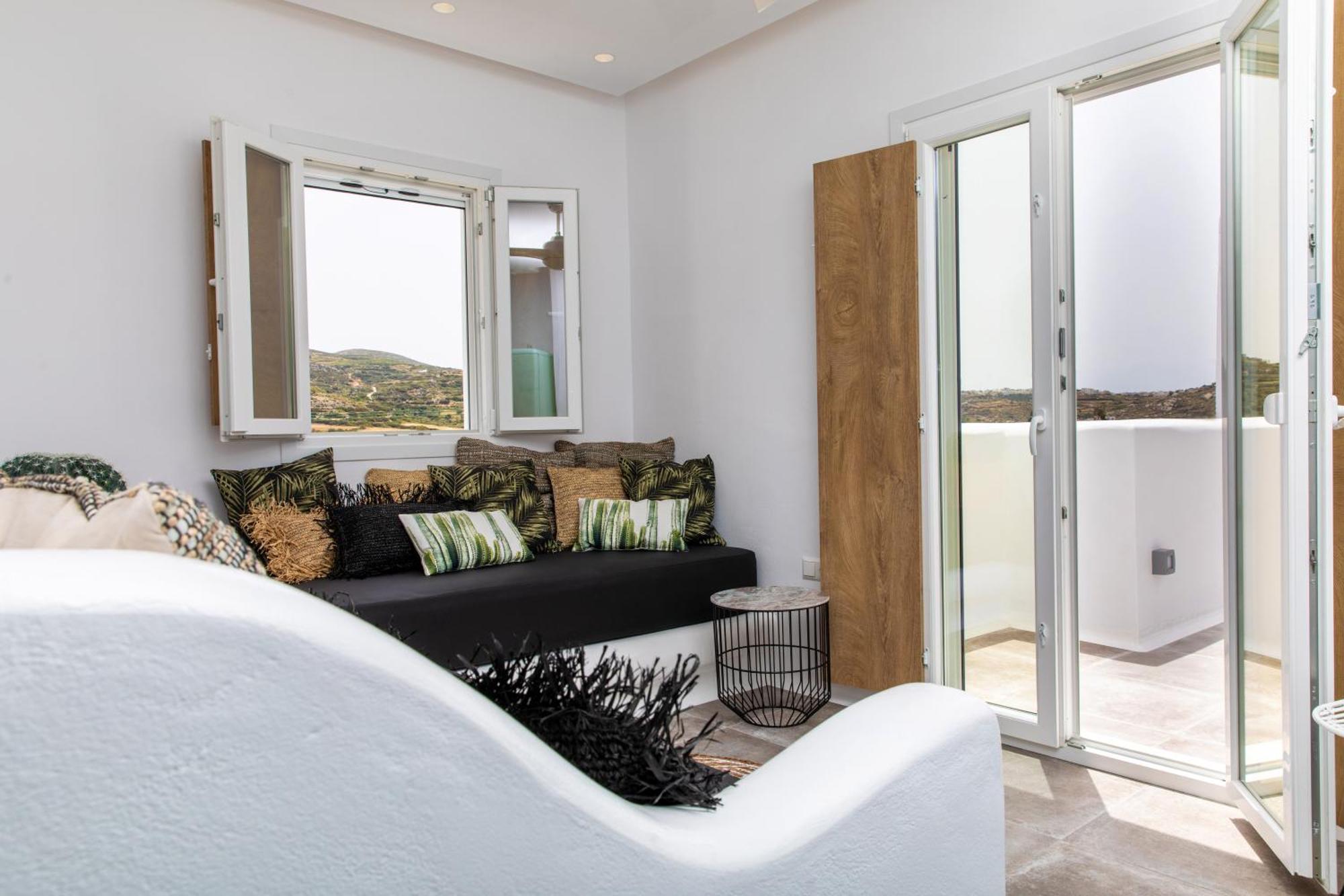 Ninemia Naxos Suites Agios Thaleleos Экстерьер фото