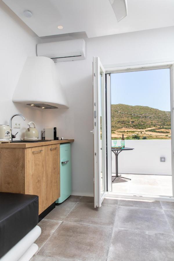 Ninemia Naxos Suites Agios Thaleleos Экстерьер фото